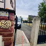 Chez